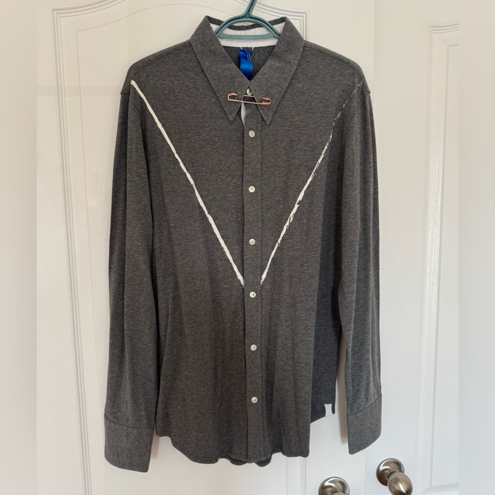 Kit and Ace Men's Gray Button-Up Shirt with Collar Accessory